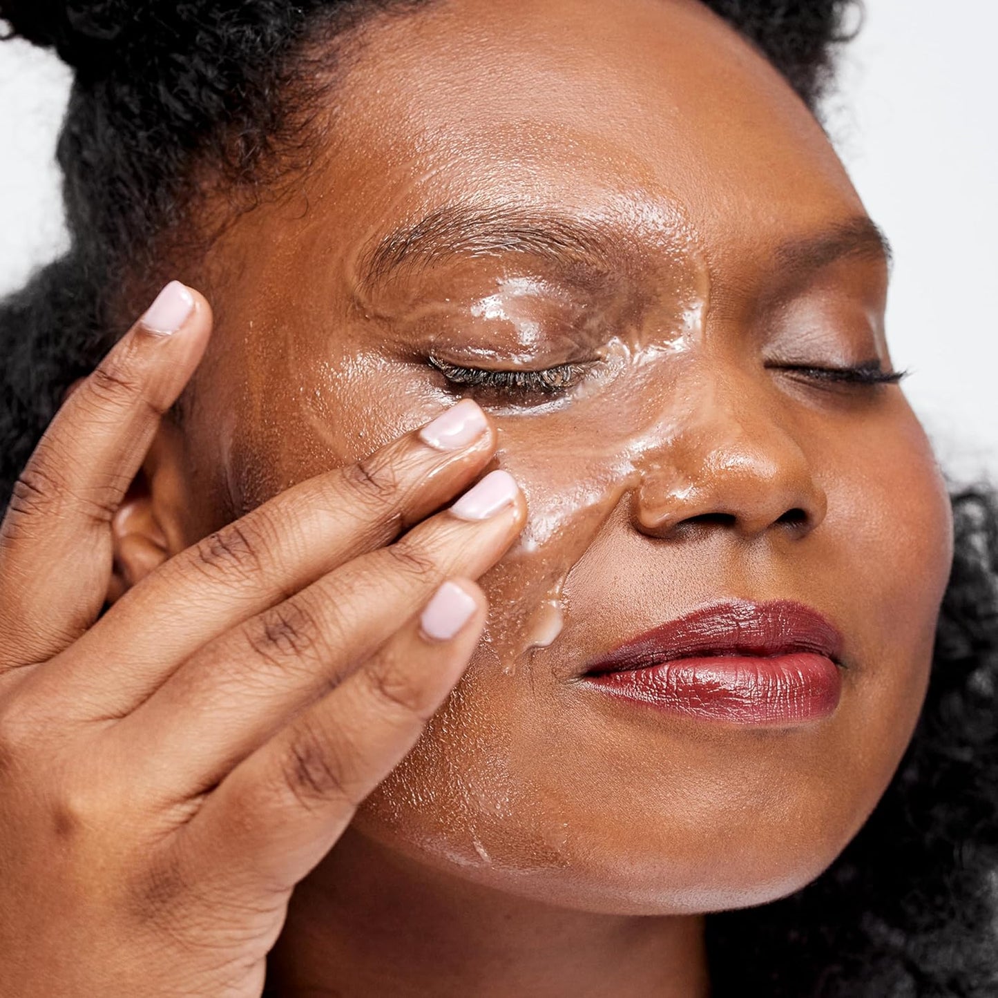 Clinique Take the Day off Cleansing Balm Makeup Remover | Dissolves Face + Eye Makeup and Sunscreen | for All Skin Types